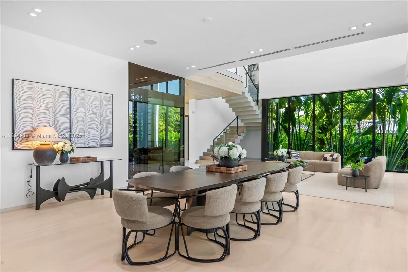 478 Tamarind Dr