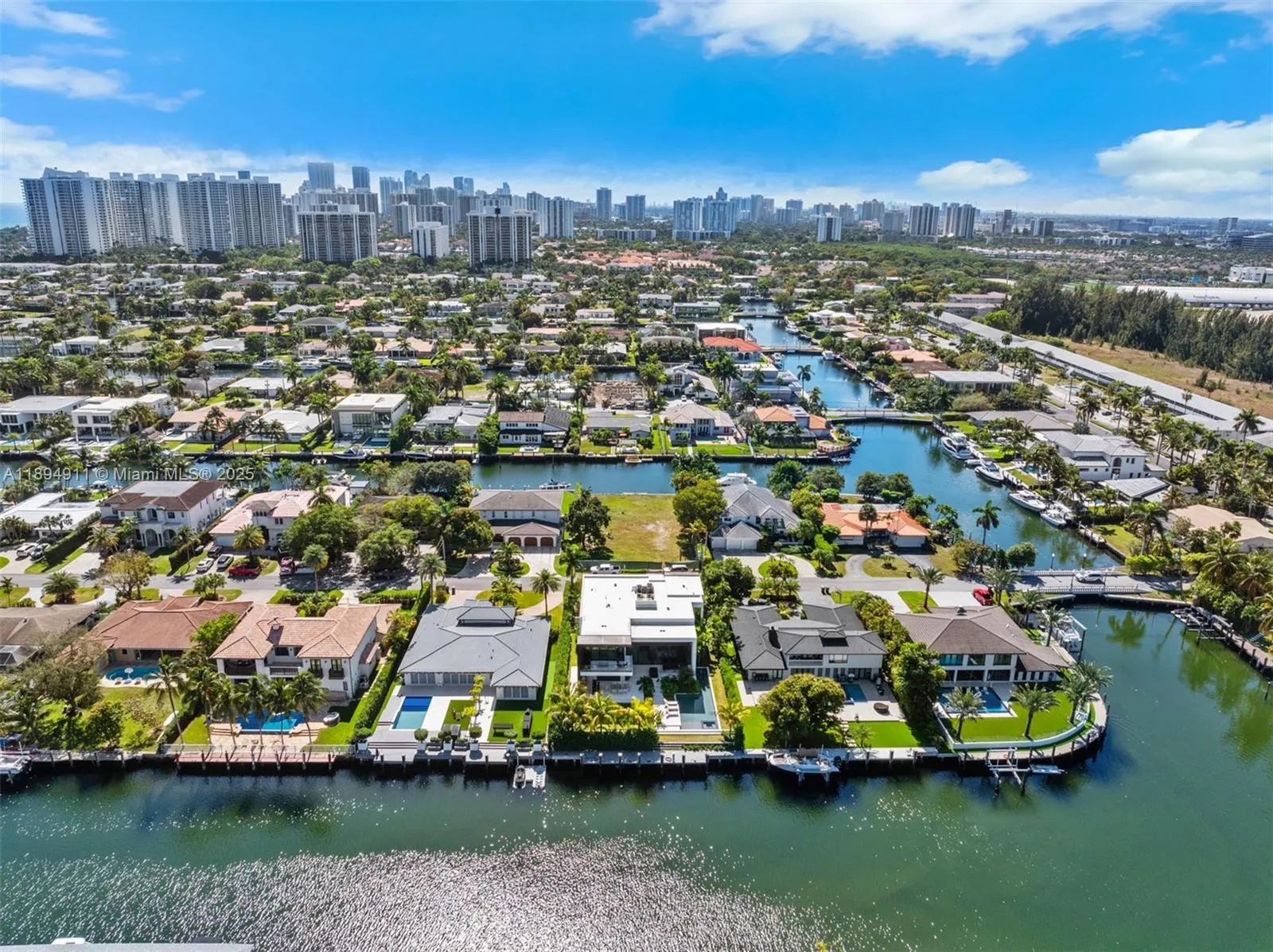 478 Tamarind Dr