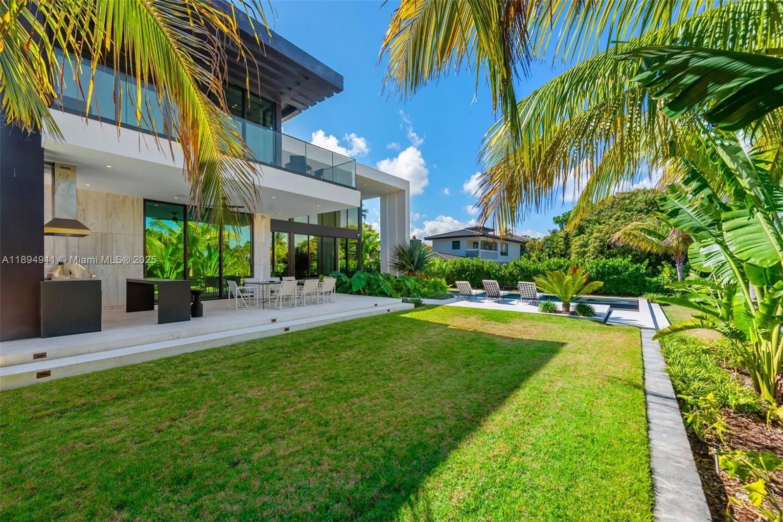 478 Tamarind Dr