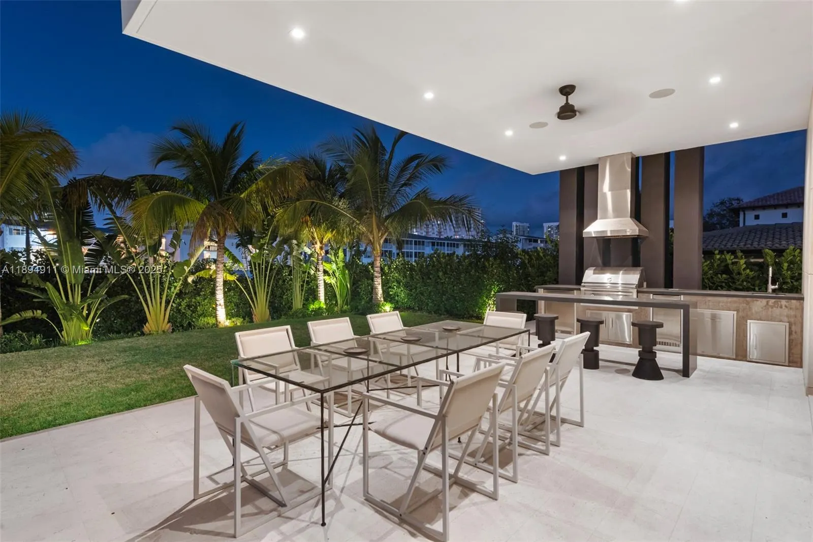 478 Tamarind Dr