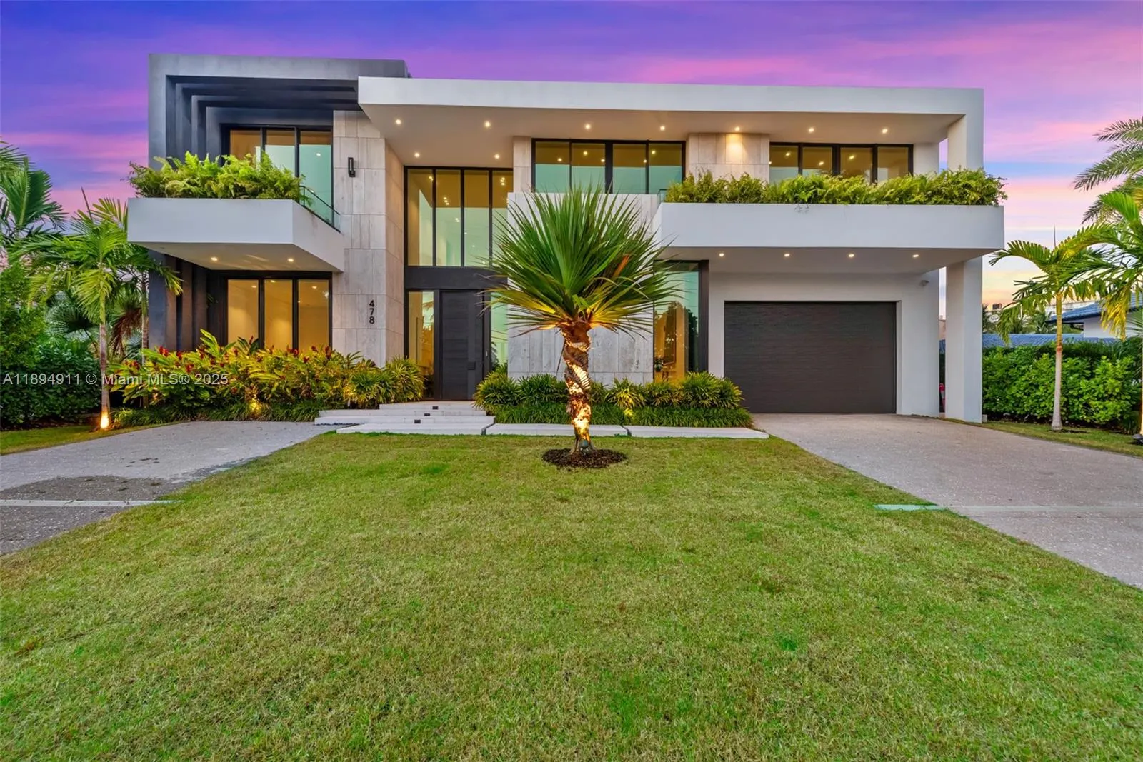 478 Tamarind Dr