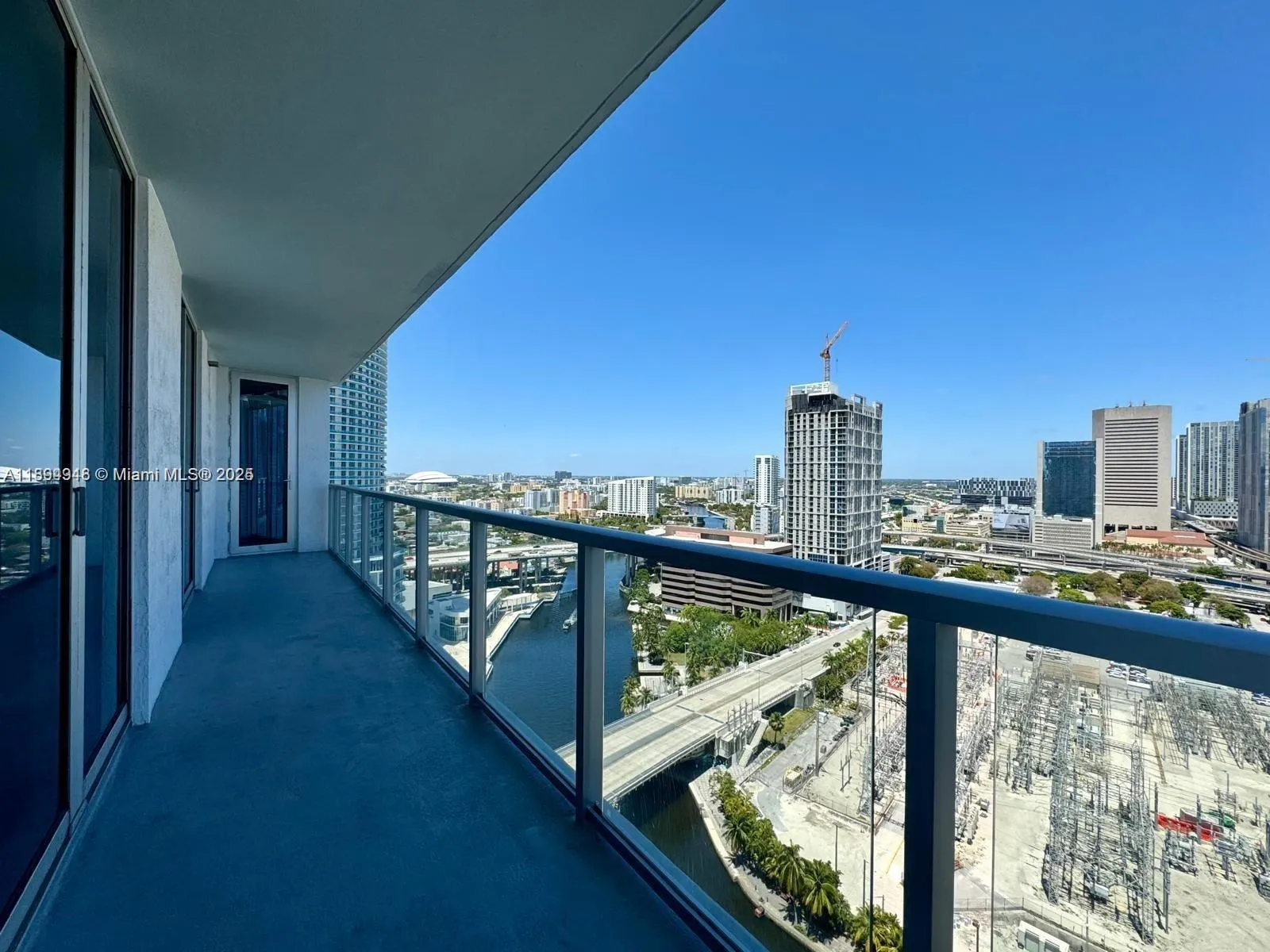 185 SW 7th St, #2411