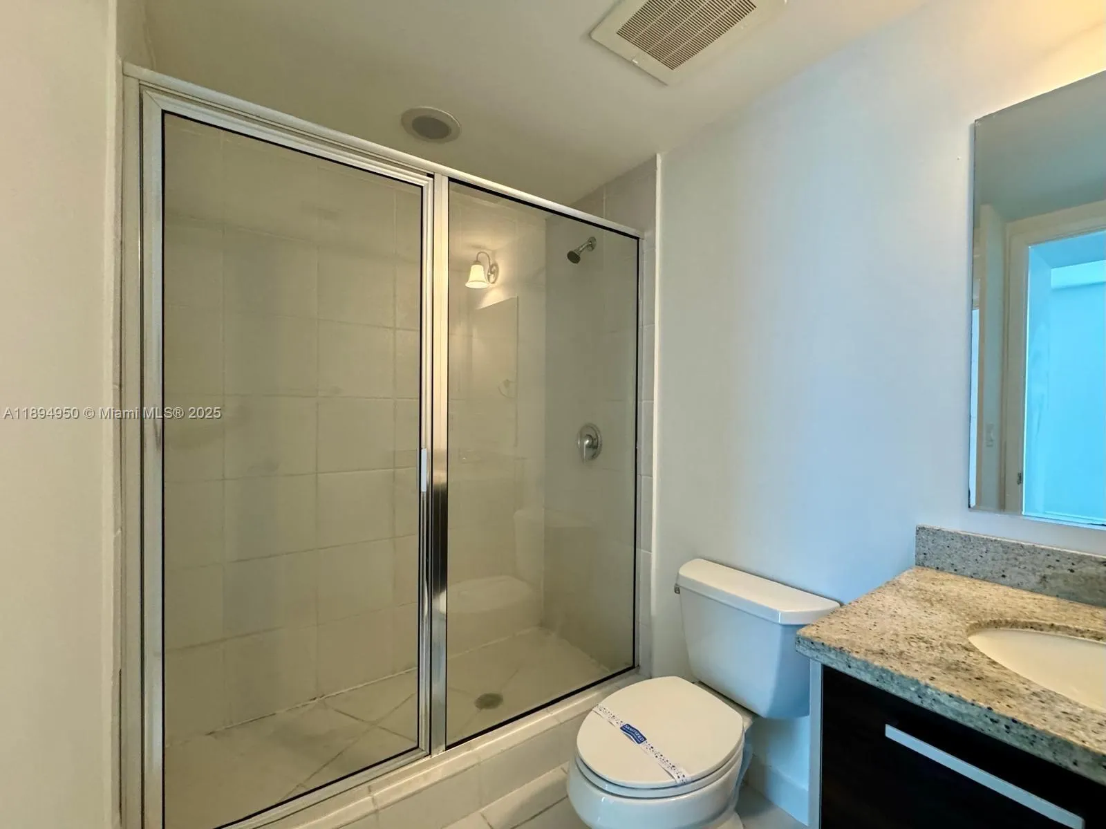 185 SW 7th St, #2411
