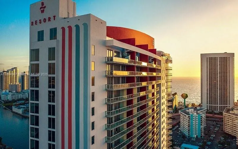 2602 E Hallandale Beach Blvd, #R1507