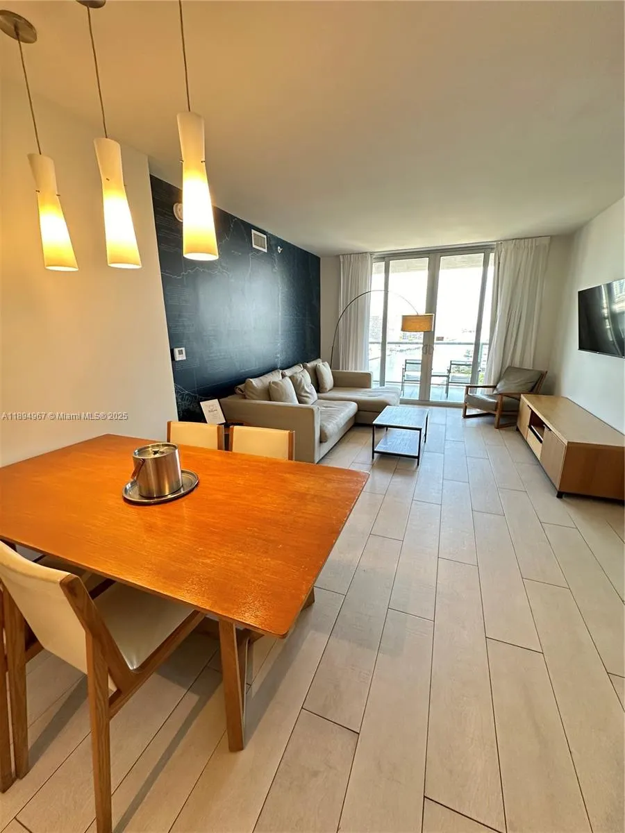 2602 E Hallandale Beach Blvd, #R1507