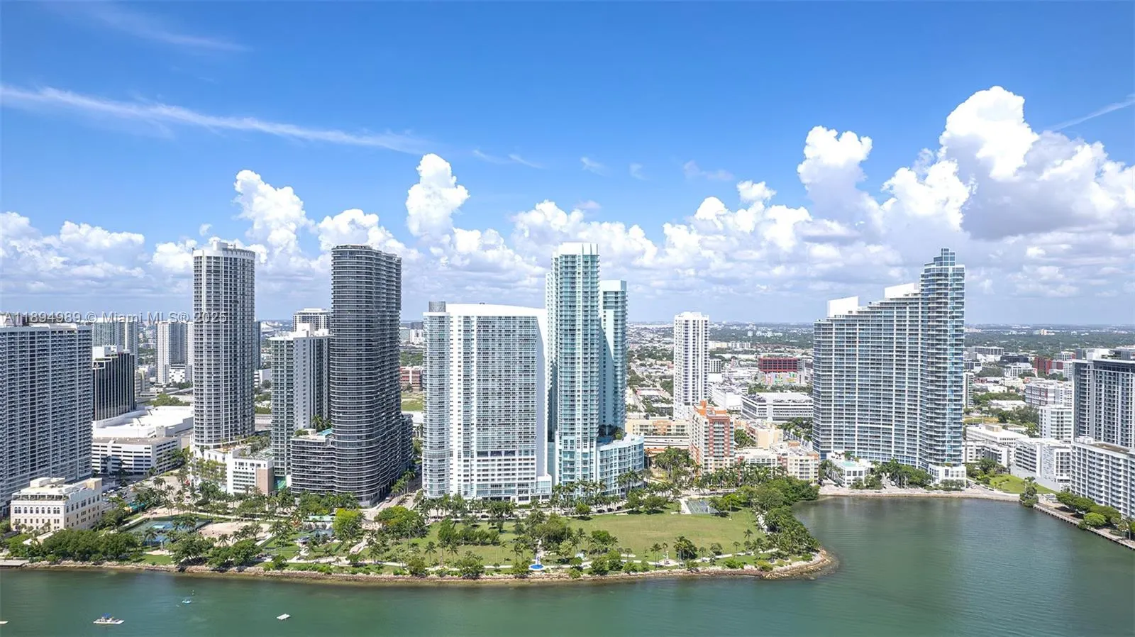 1900 N Bayshore Dr, #4019