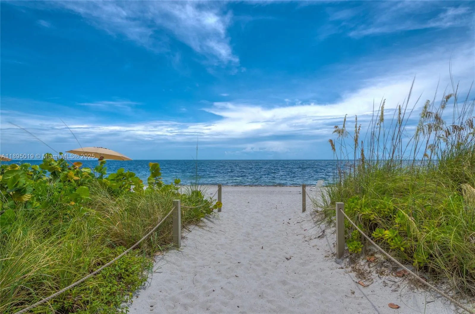 1121 Crandon Blvd, #D402