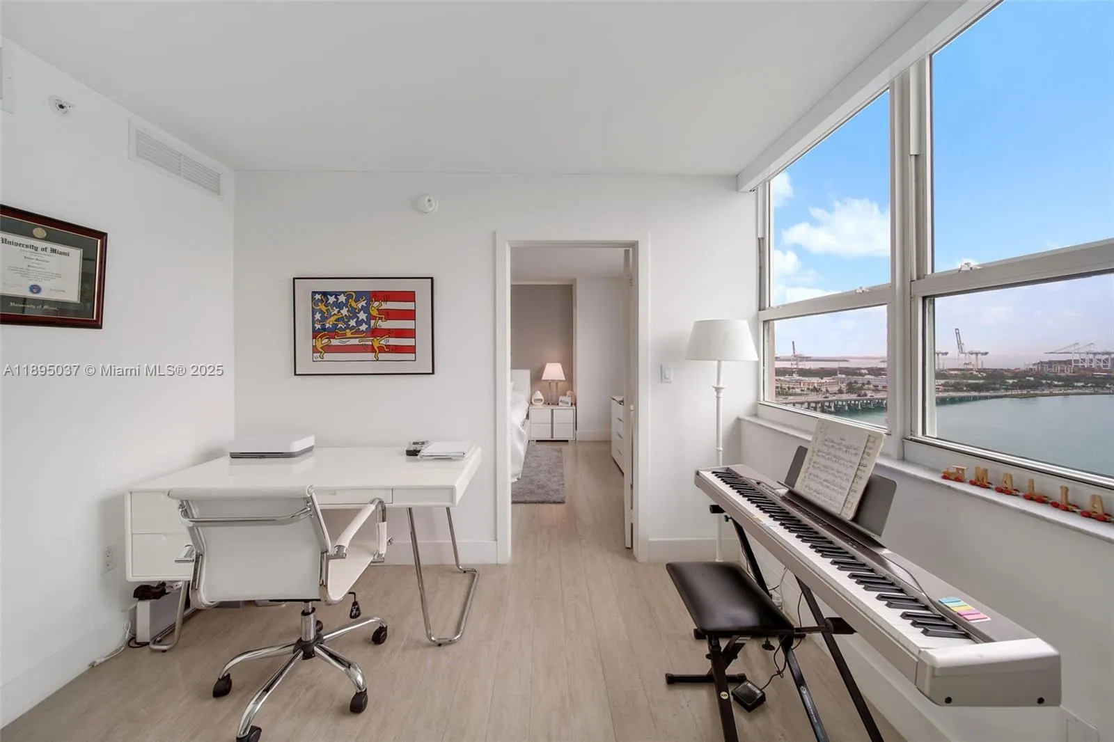 650 West Ave, #2107
