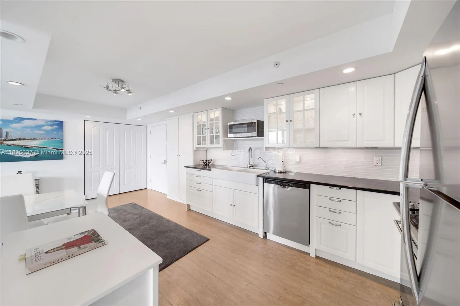 650 West Ave, #2107