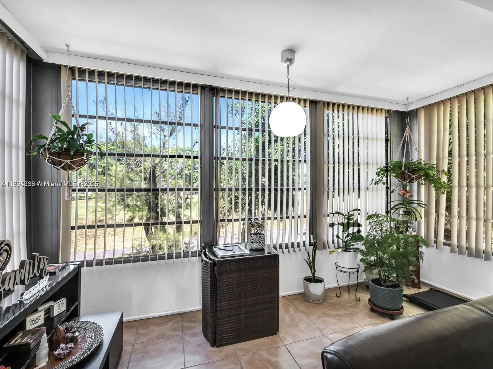 8401 Lagos De Campo Blvd, #210V