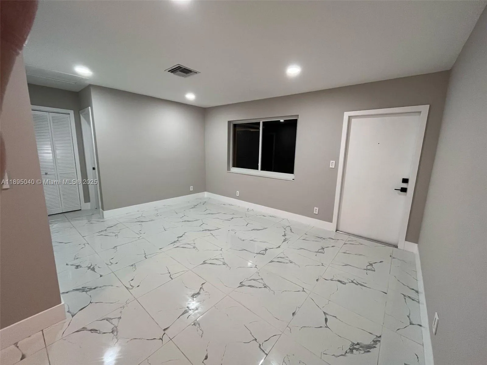 1015 W Las Olas Blvd, #3