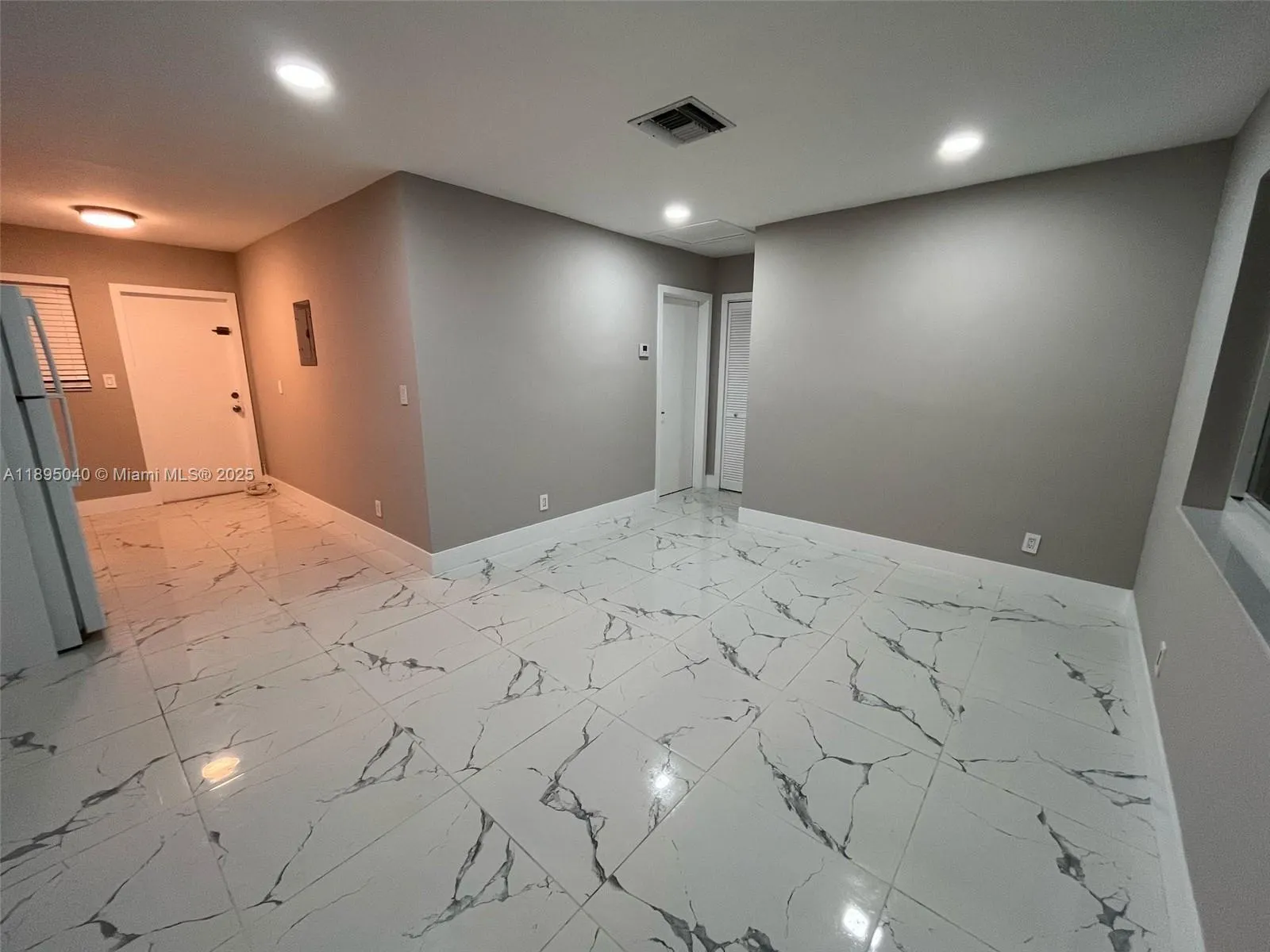 1015 W Las Olas Blvd, #3