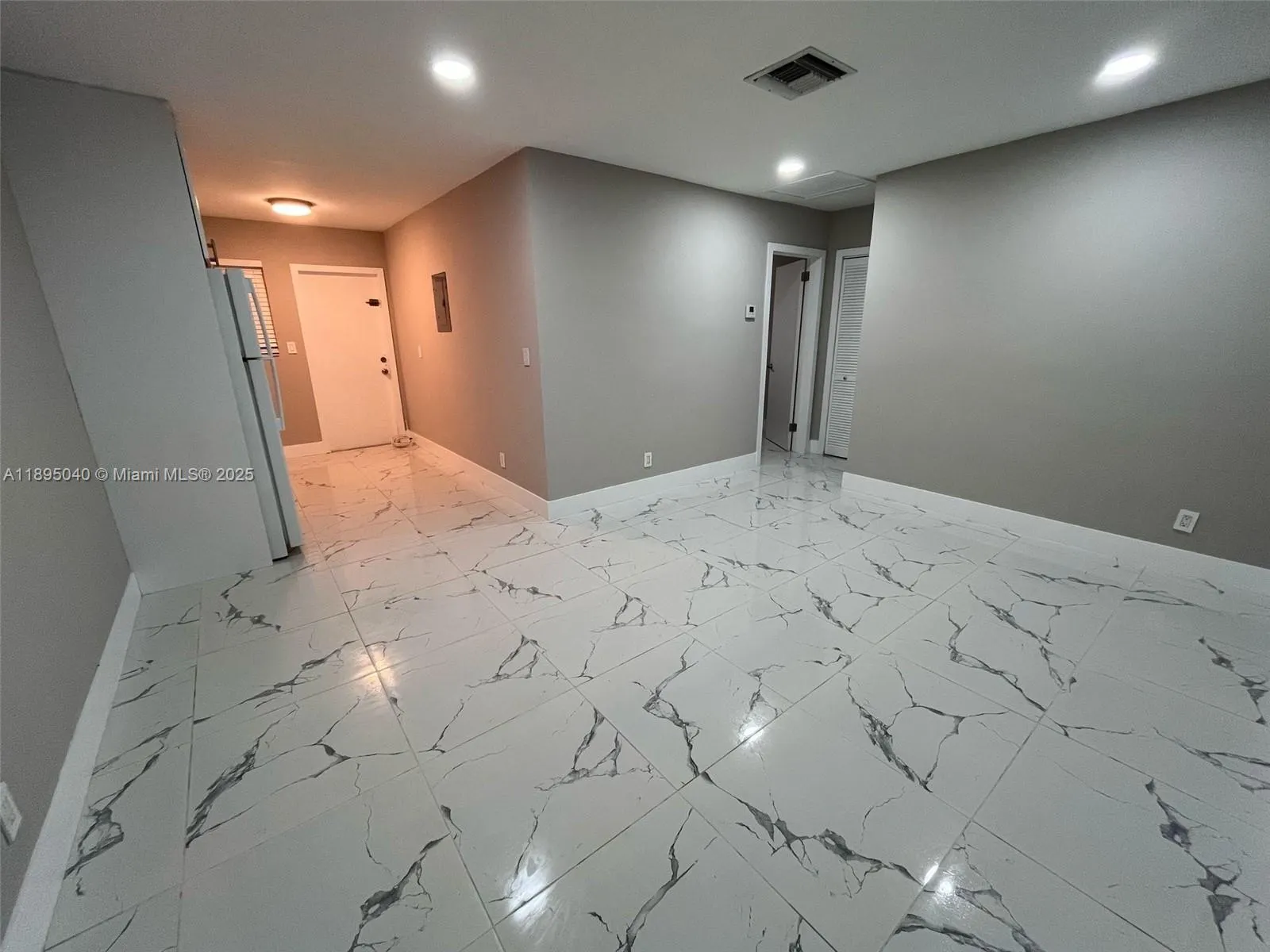 1015 W Las Olas Blvd, #3