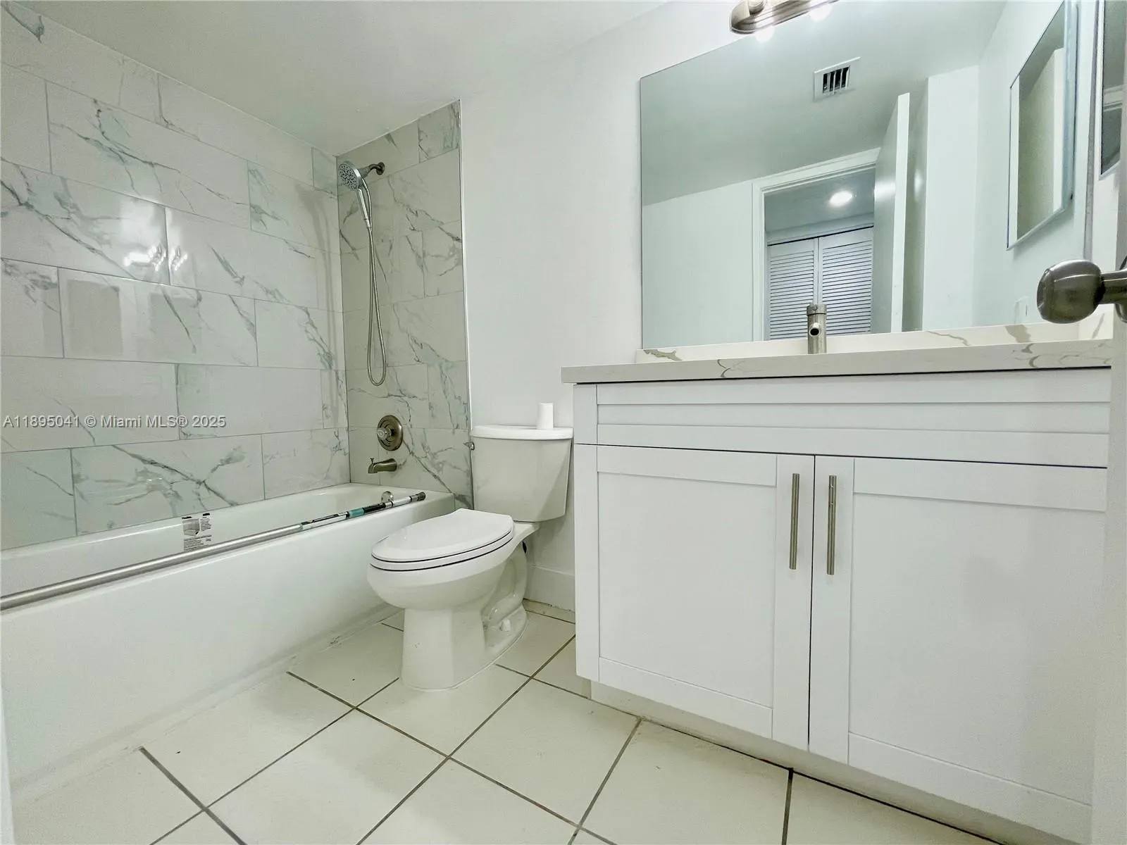 2209 S Cypress Bend Dr, #407