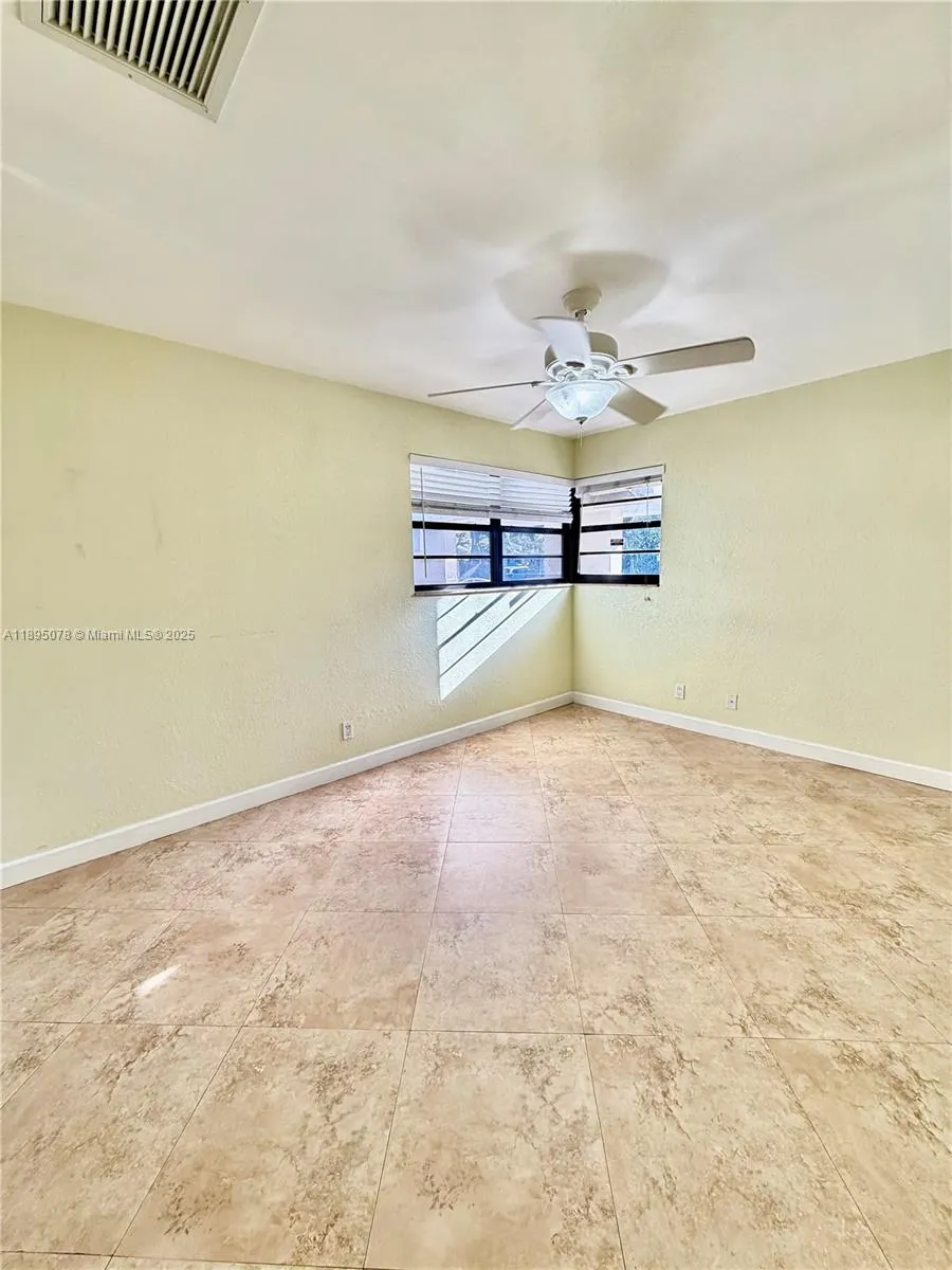 1125 SE 6th Ter, #5
