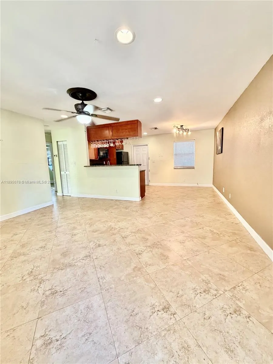 1125 SE 6th Ter, #5