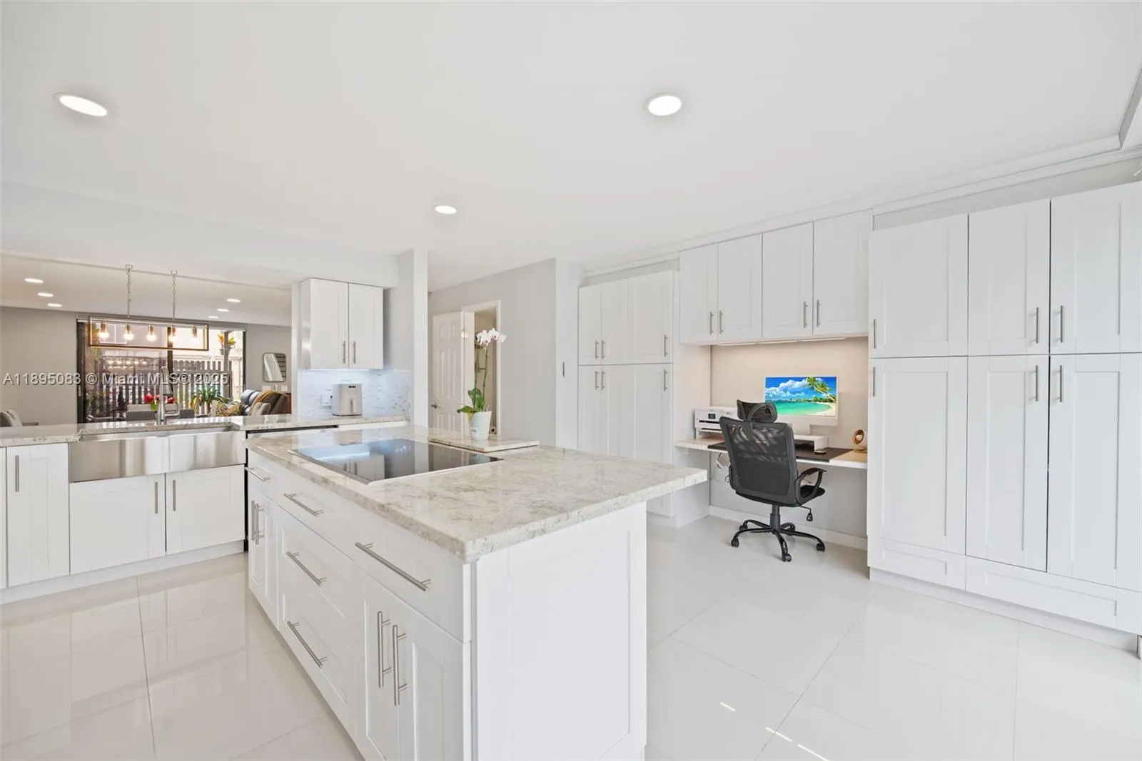 11318 NW 16th St