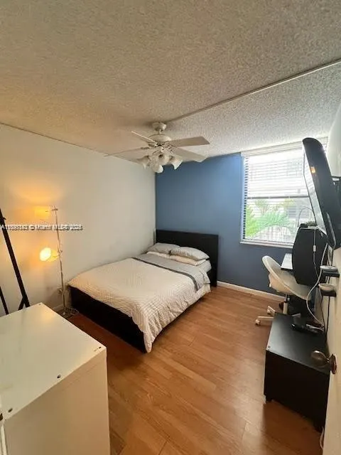 3440 NE 192nd St, #2J-A