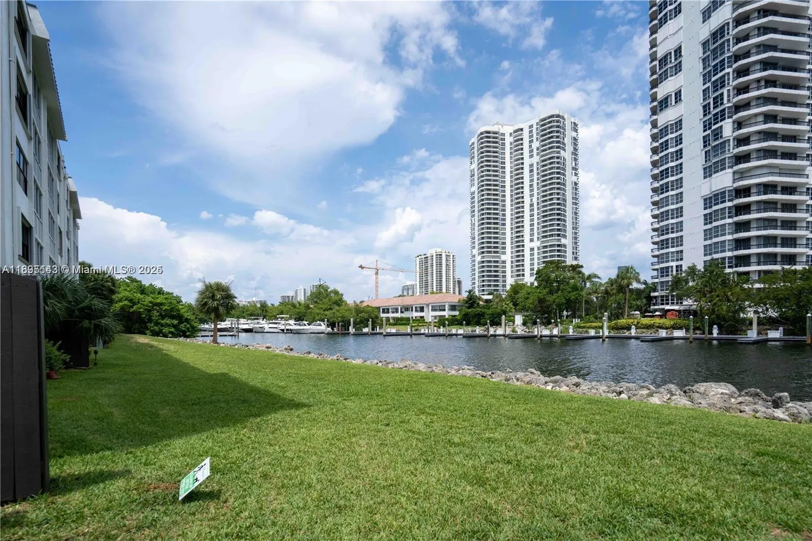 3440 NE 192nd St, #2J-A