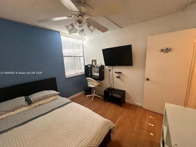 3440 NE 192nd St, #2J-A