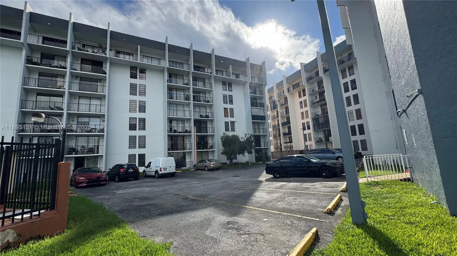 9688 Fontainebleau Blvd, #201