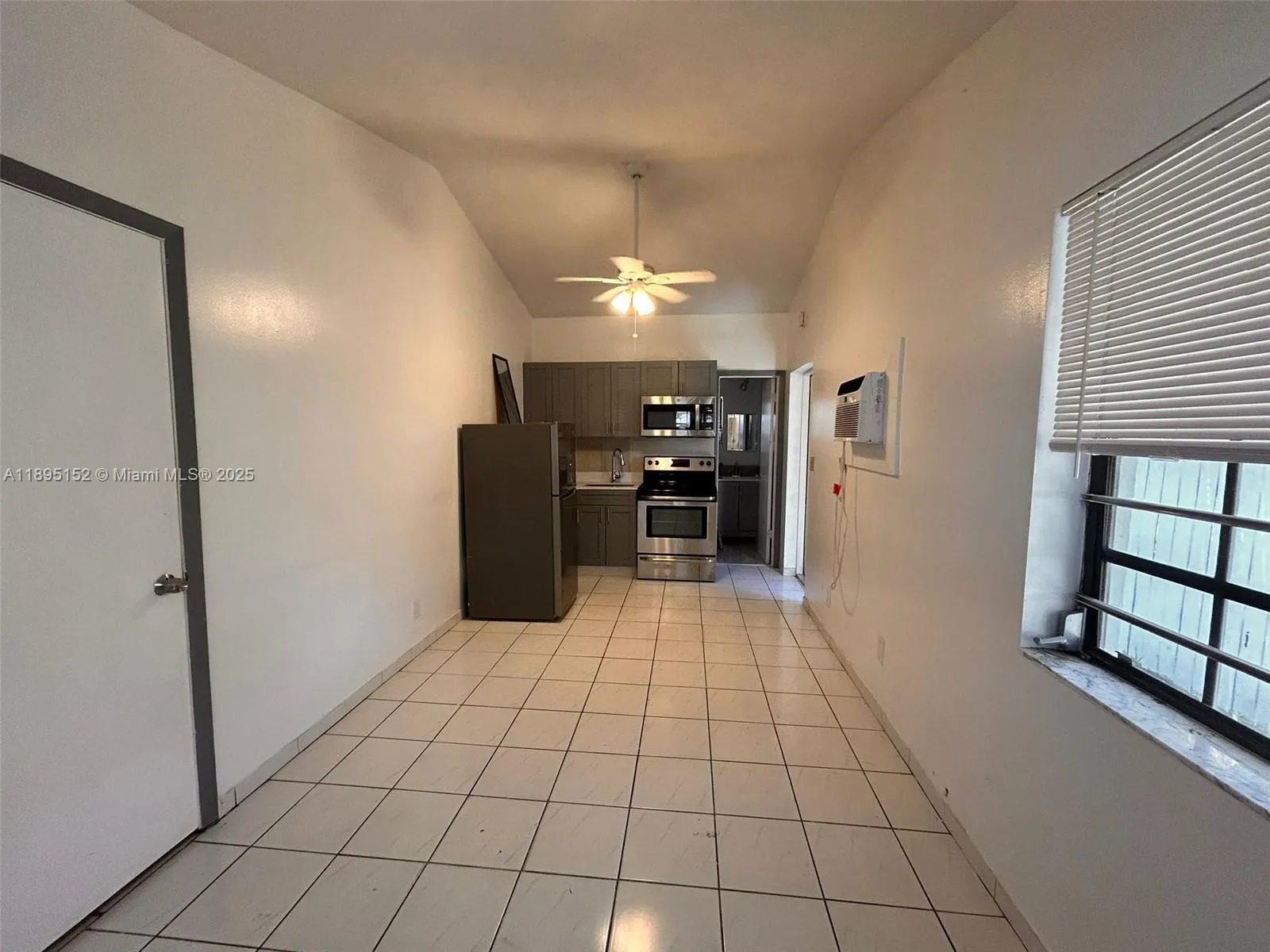 1928 Wilson St, #2