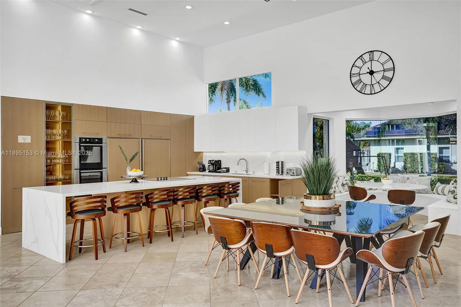 11400 NW 7th St