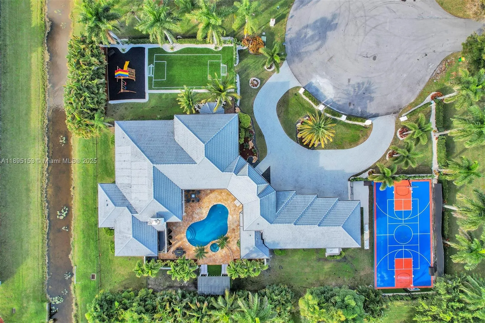 11400 NW 7th St
