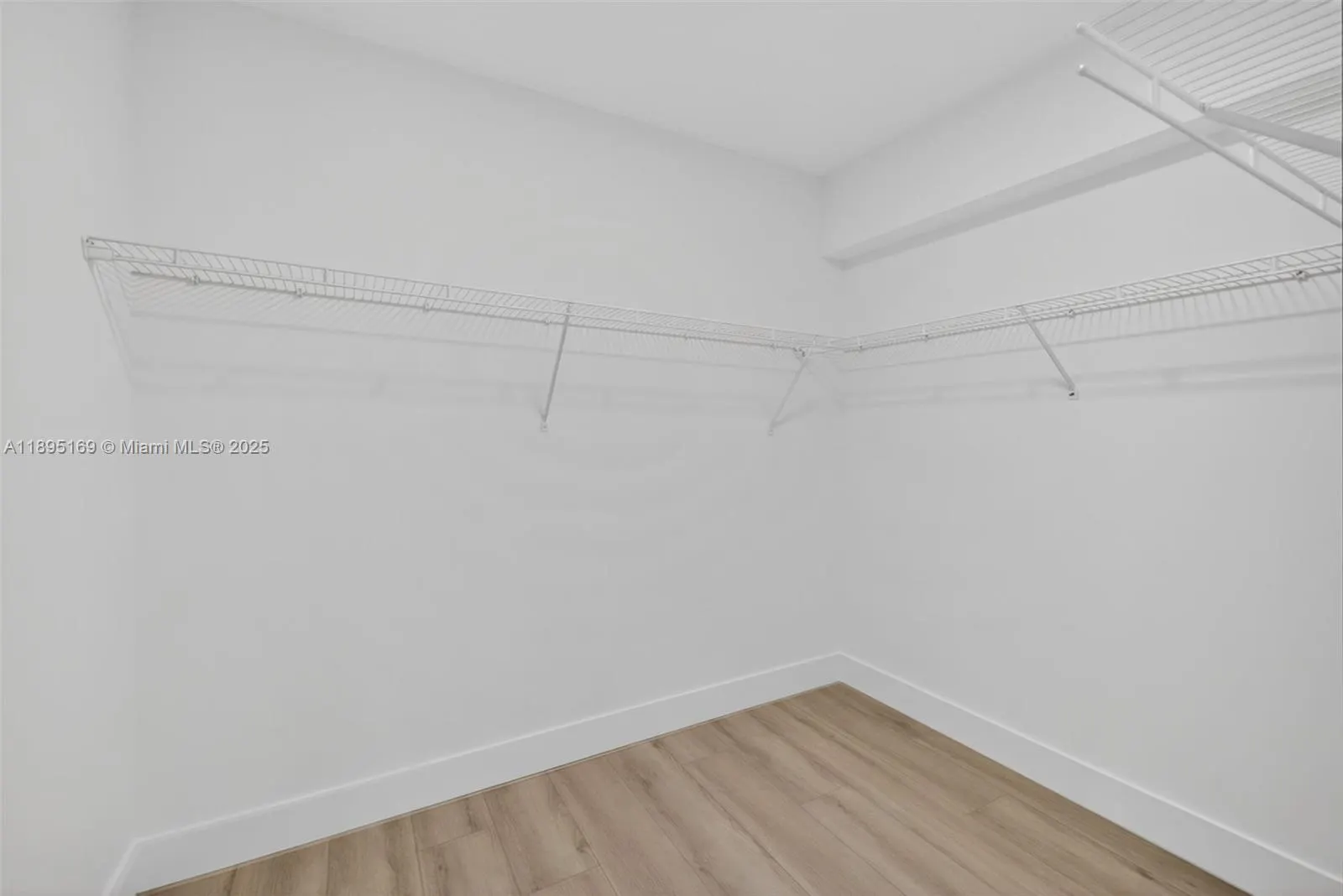 261 Deer Creek Blvd, #1205
