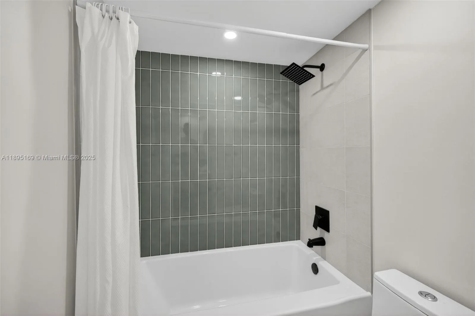 261 Deer Creek Blvd, #1205
