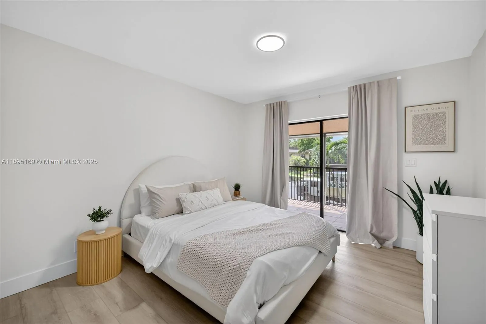 261 Deer Creek Blvd, #1205