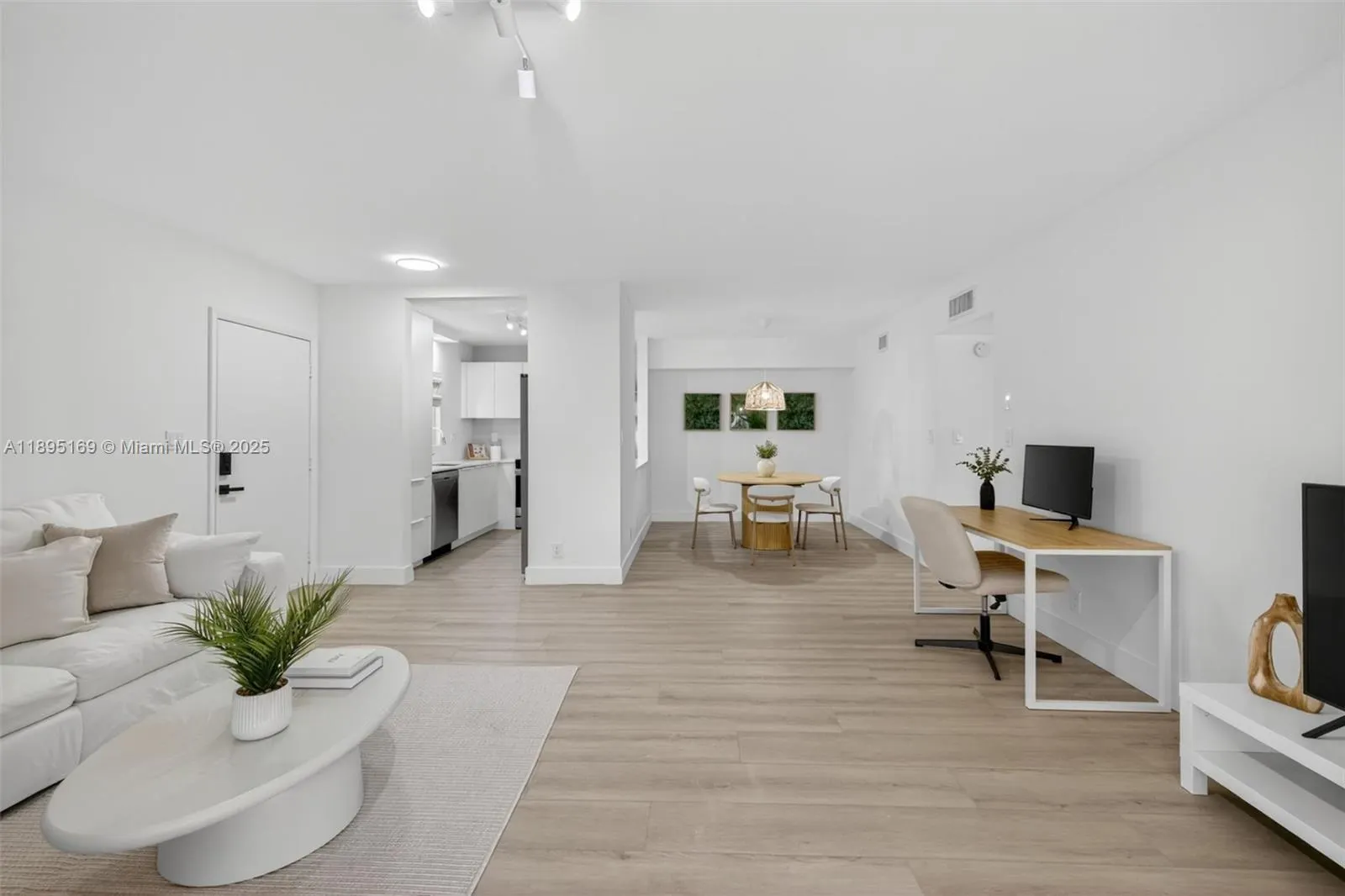 261 Deer Creek Blvd, #1205