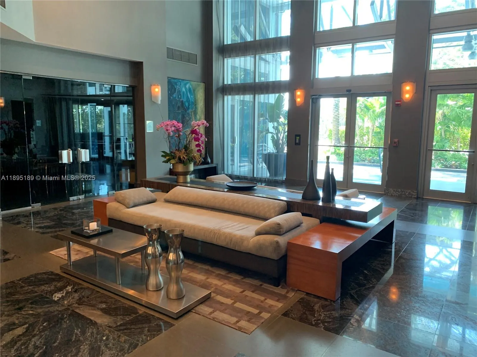 9401 Collins Ave, #305