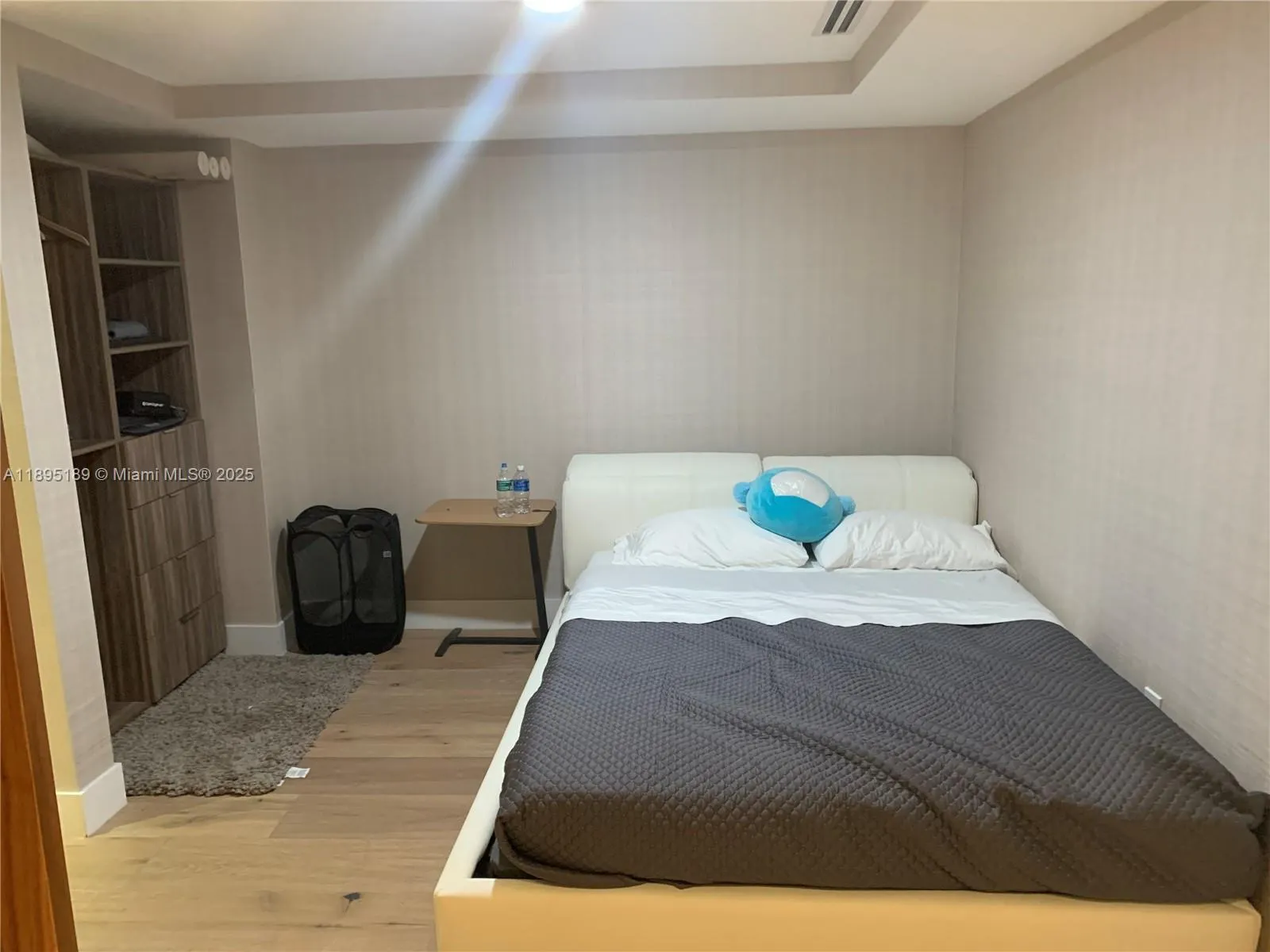 9401 Collins Ave, #305