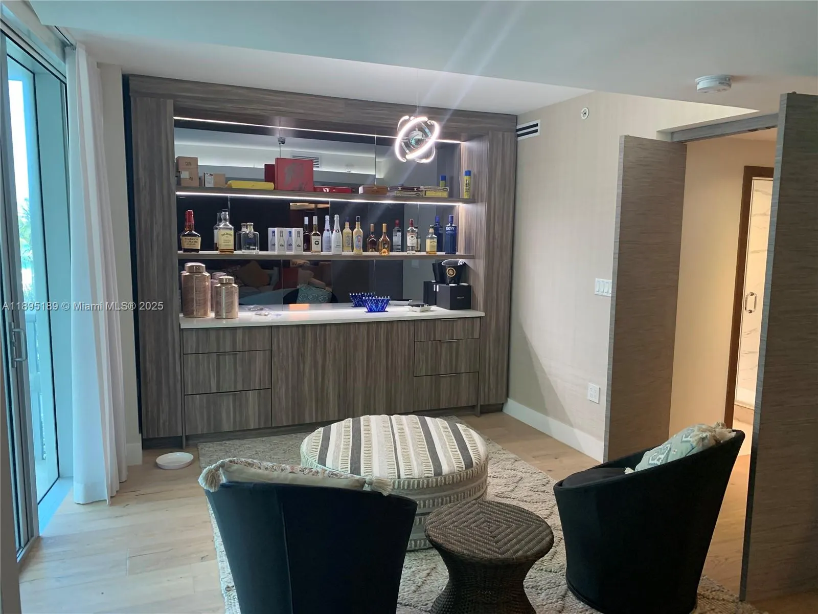 9401 Collins Ave, #305