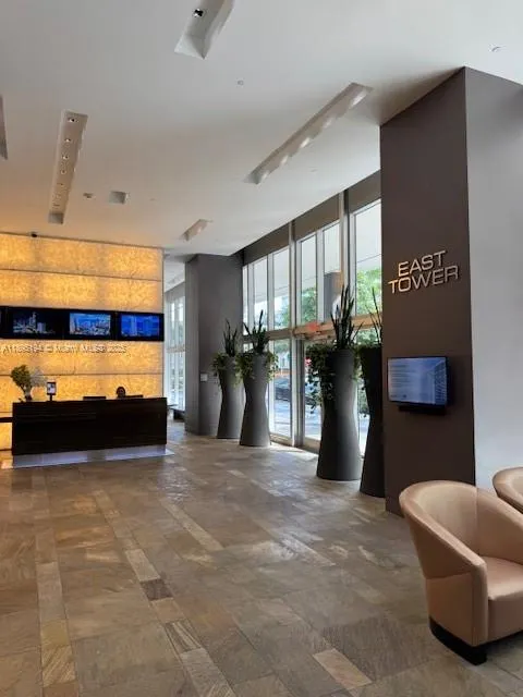 500 SE Brickell Ave, #1502