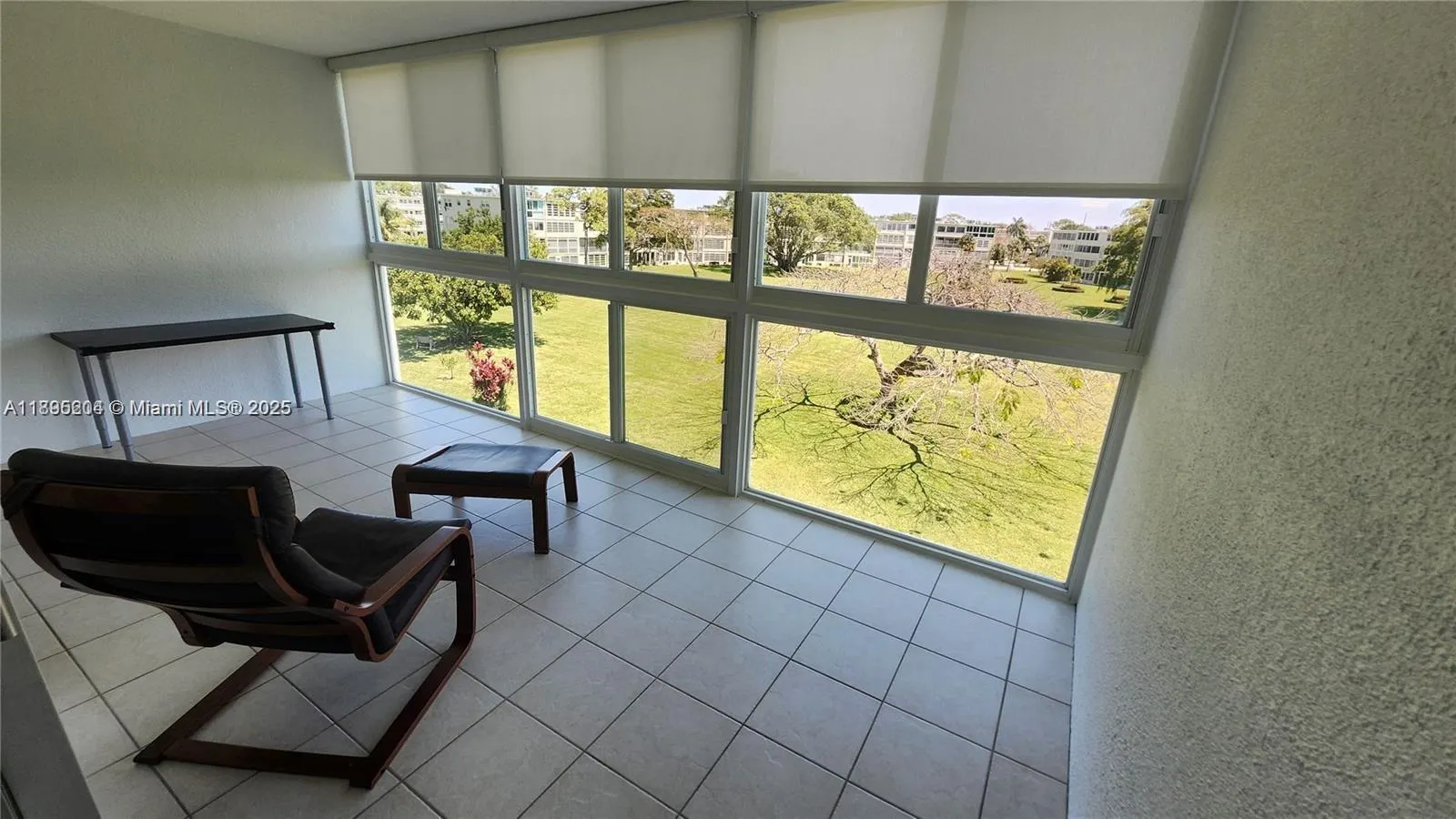 4065 N Lyndhurst N, #4065