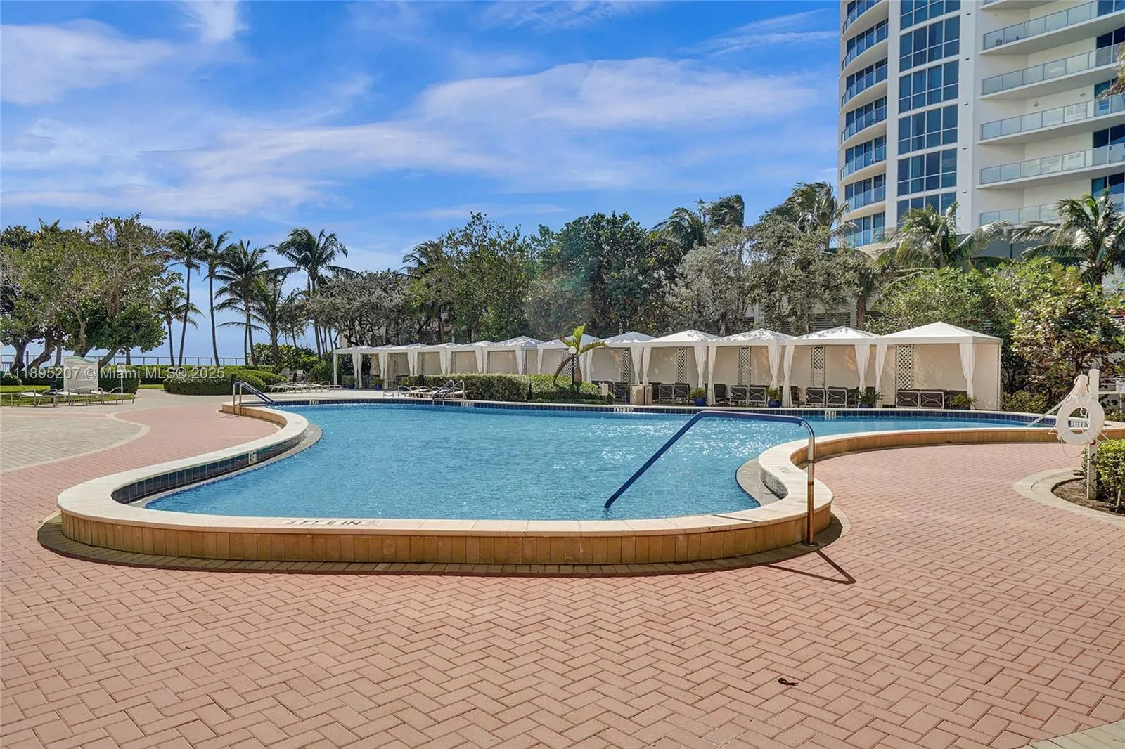 3000 S Ocean Dr, #1106