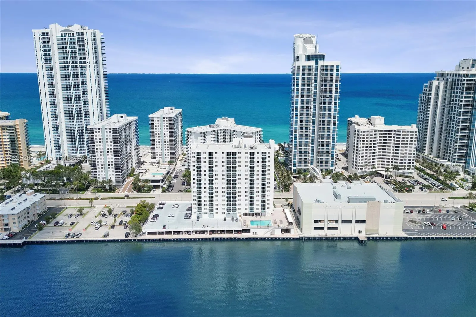 3000 S Ocean Dr, #1106
