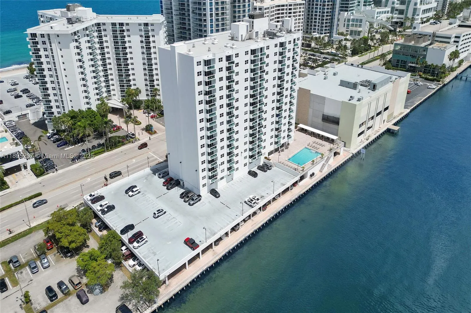 3000 S Ocean Dr, #1106