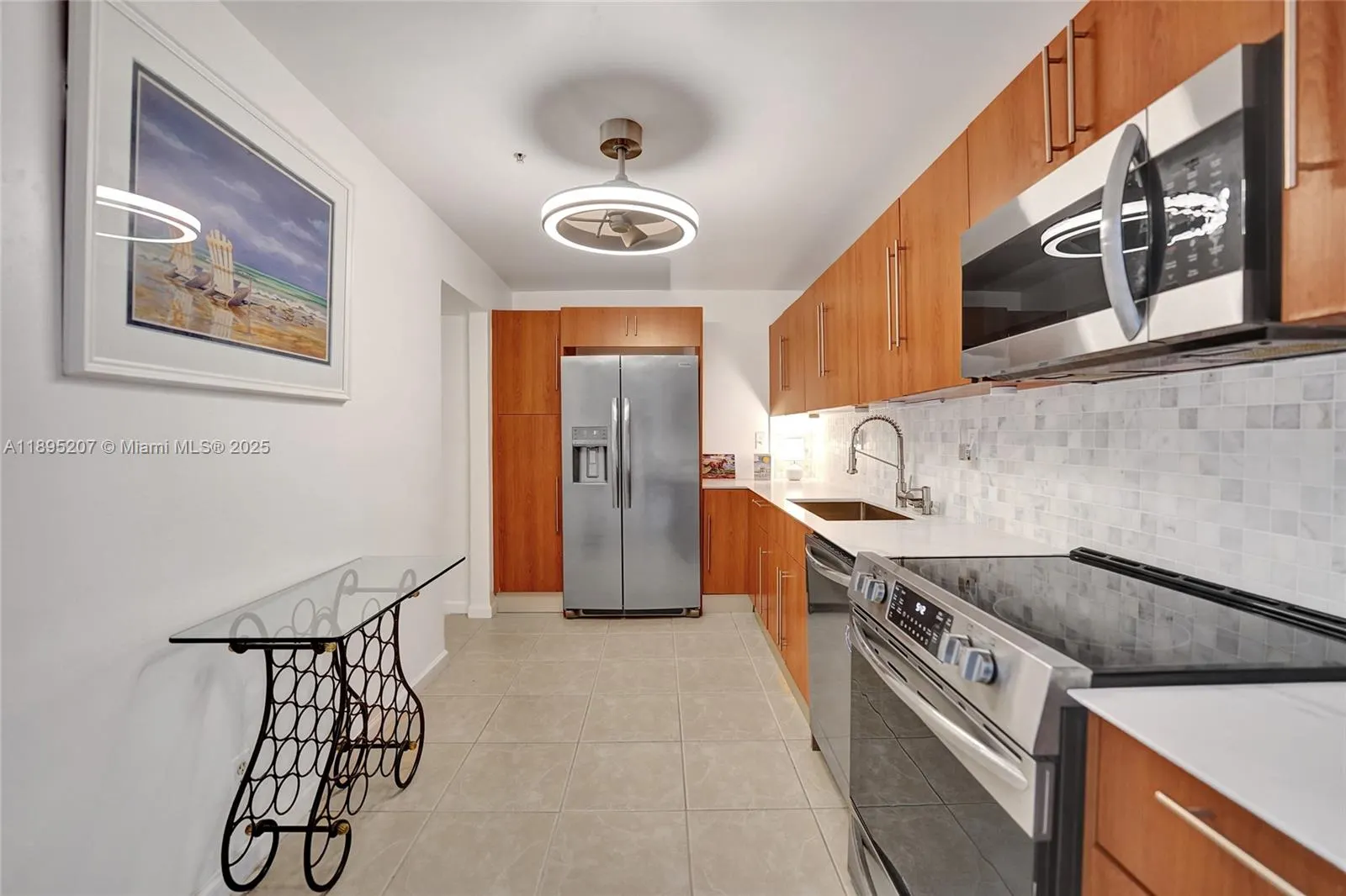 3000 S Ocean Dr, #1106