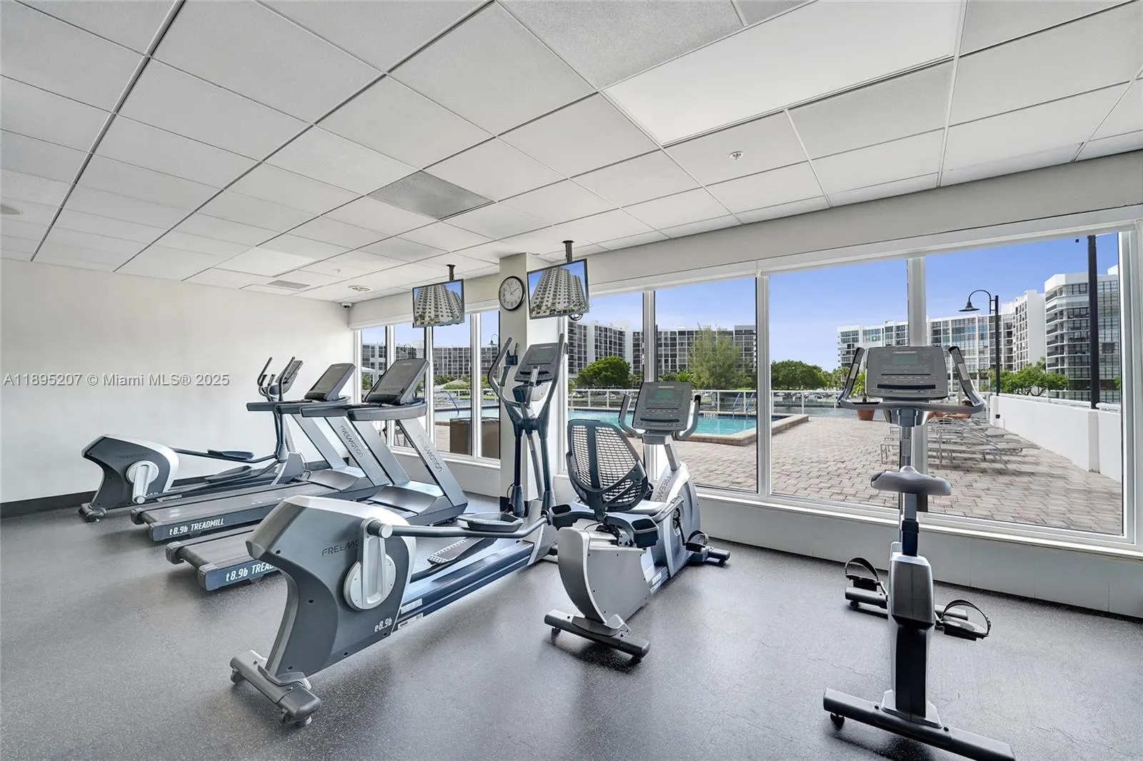 3000 S Ocean Dr, #1106