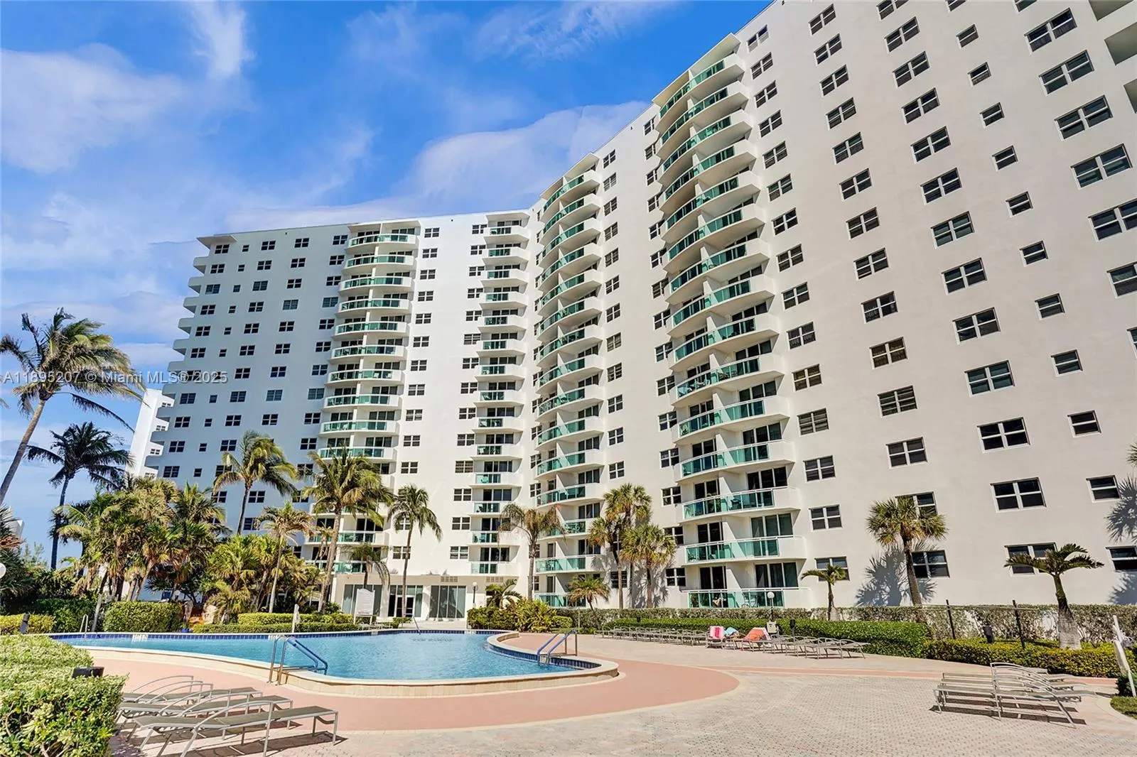 3000 S Ocean Dr, #1106