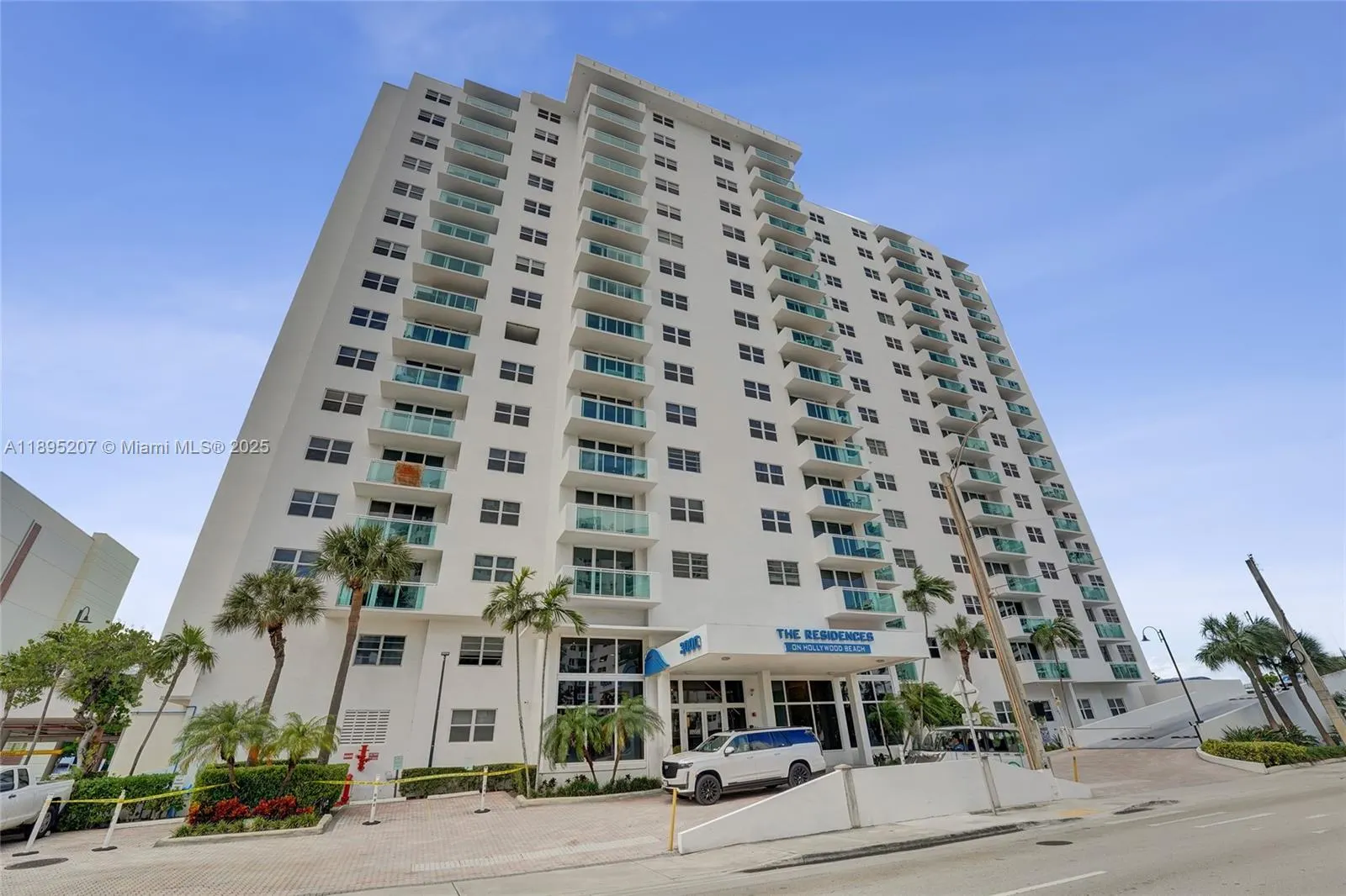 3000 S Ocean Dr, #1106