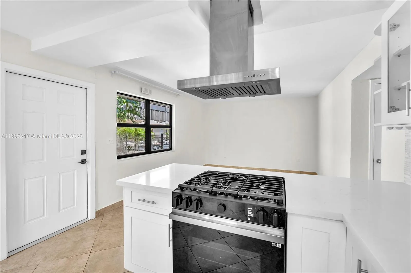 3265 Virginia St, #13