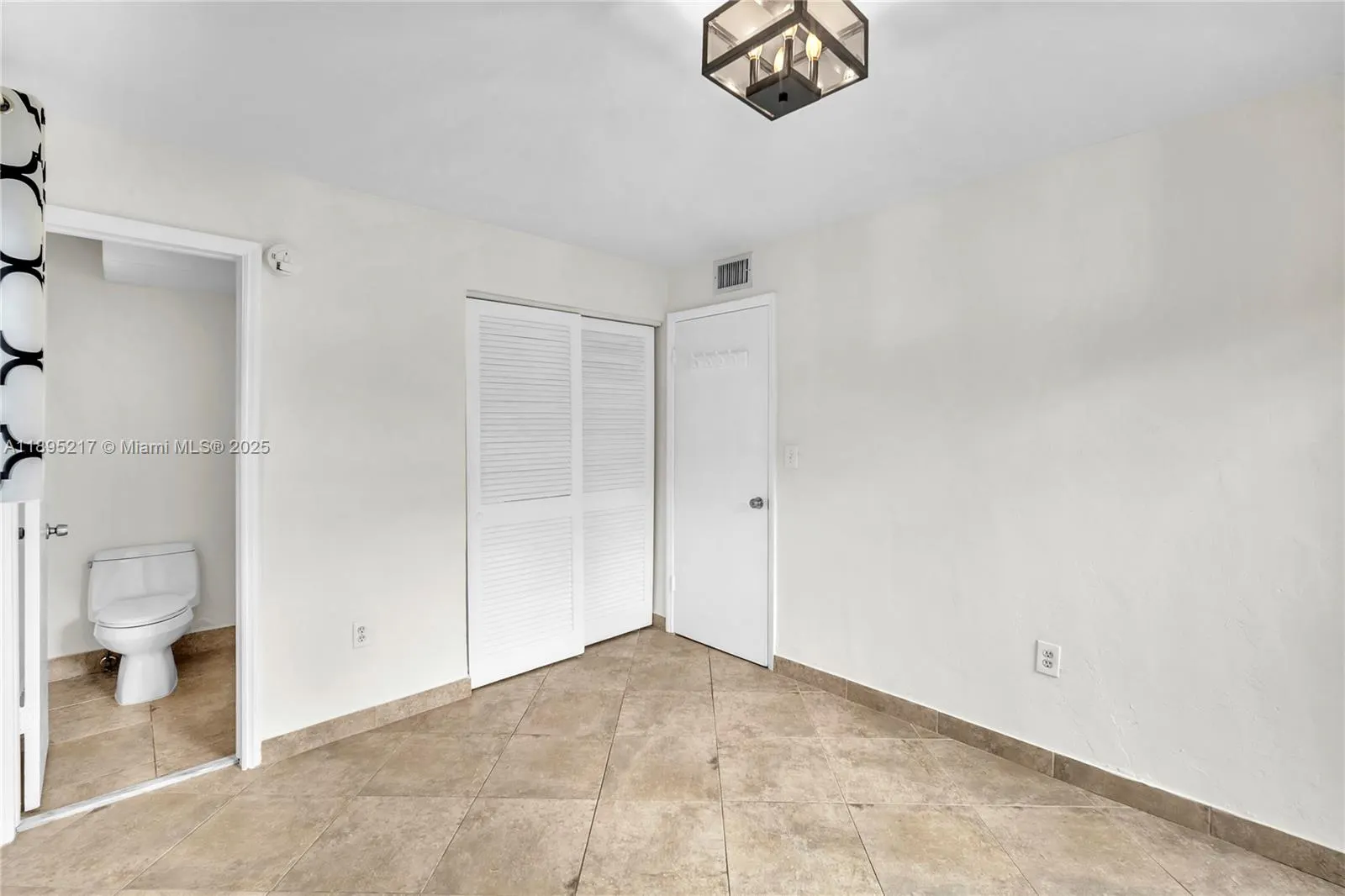 3265 Virginia St, #13
