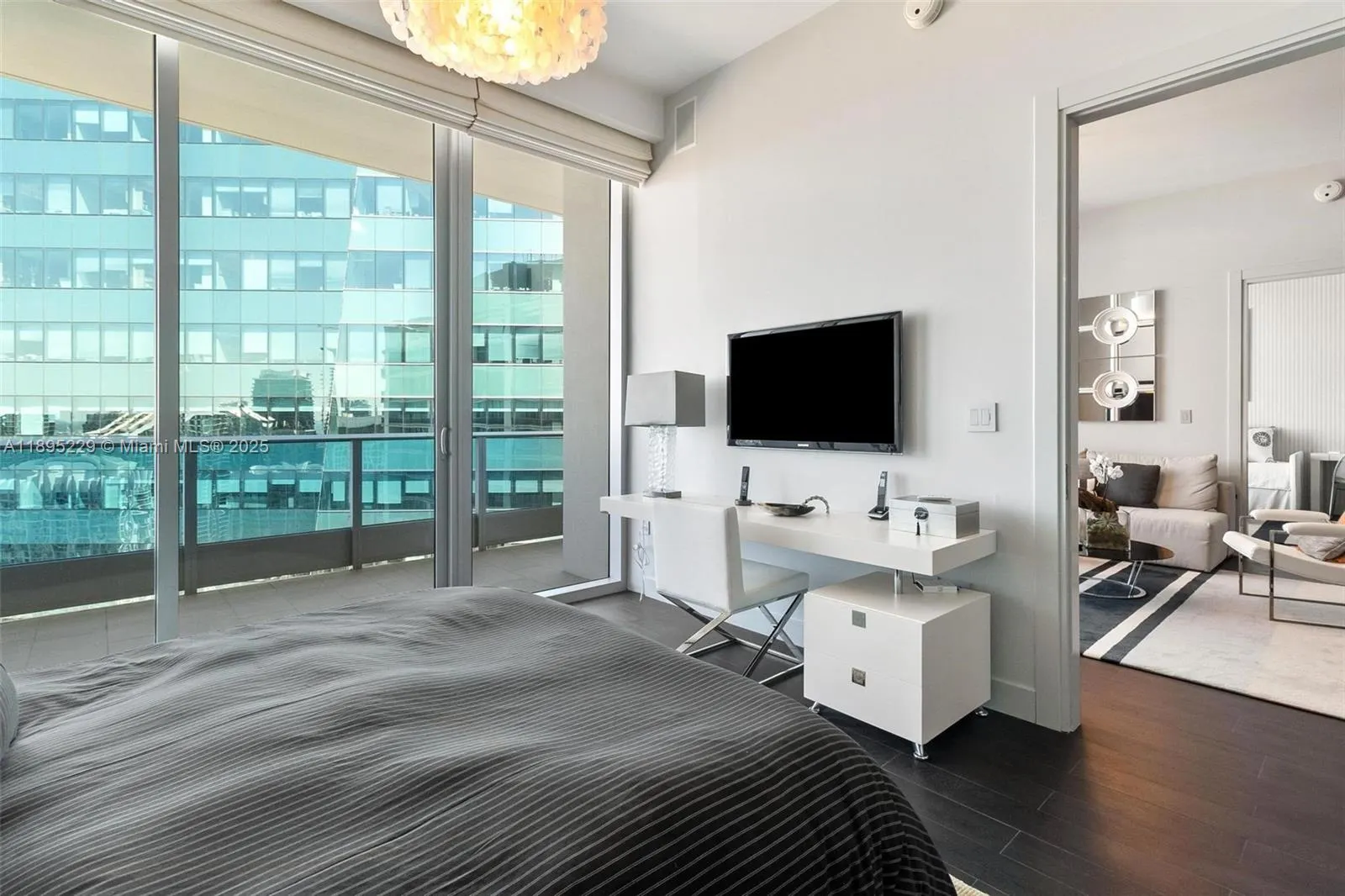 200 Biscayne Boulevard Way, #5211