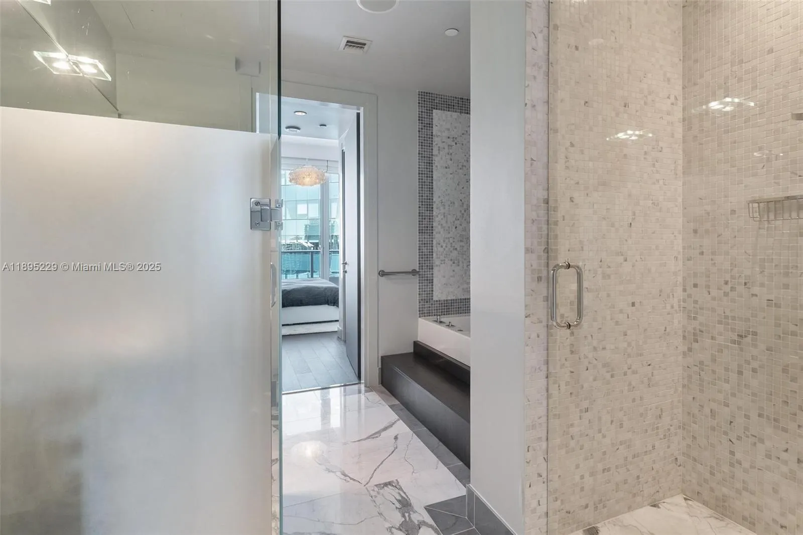 200 Biscayne Boulevard Way, #5211