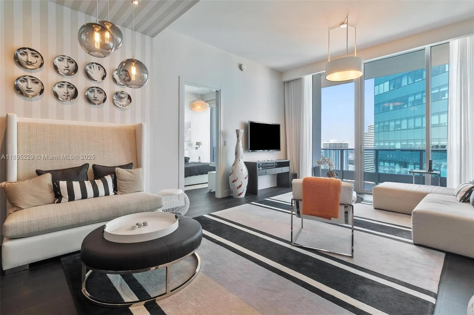 200 Biscayne Boulevard Way, #5211