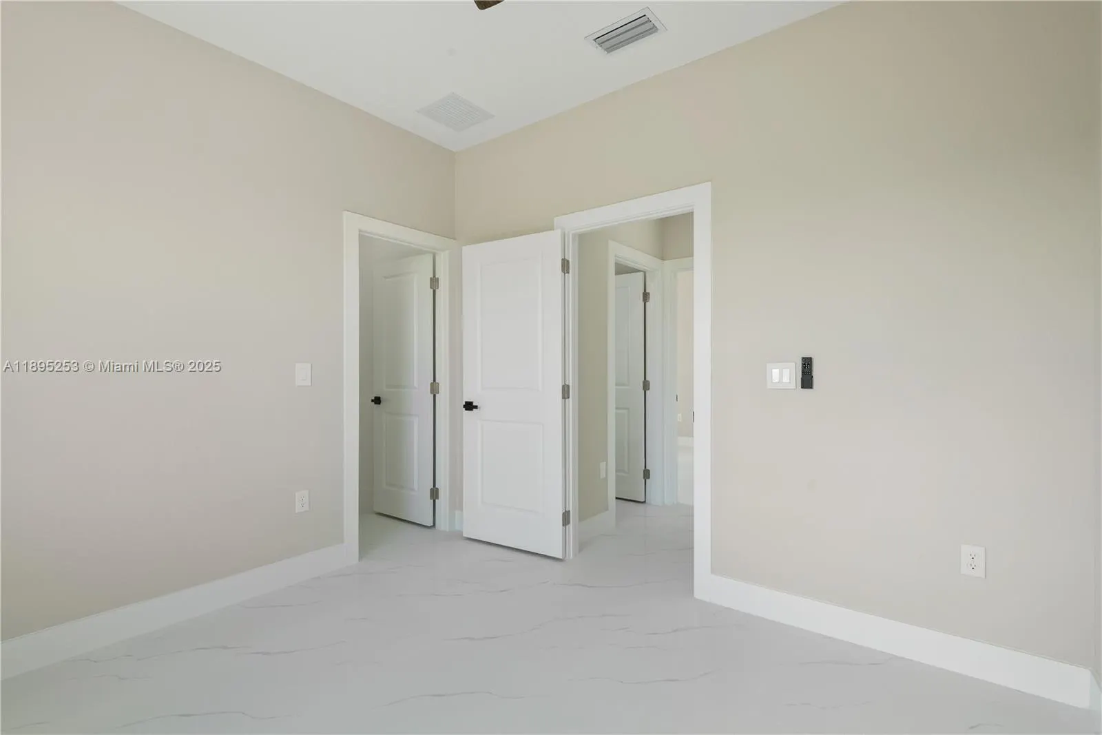218 Irving